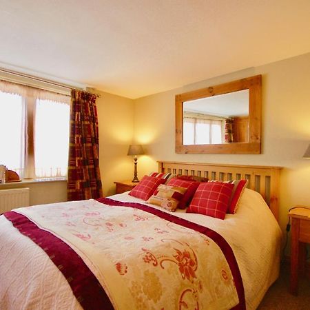 ดิ โอลด์ ฟอร์จ เบด แอนด์ เบรกฟาสต์ Bed & Breakfast East Kennett ภายนอก รูปภาพ