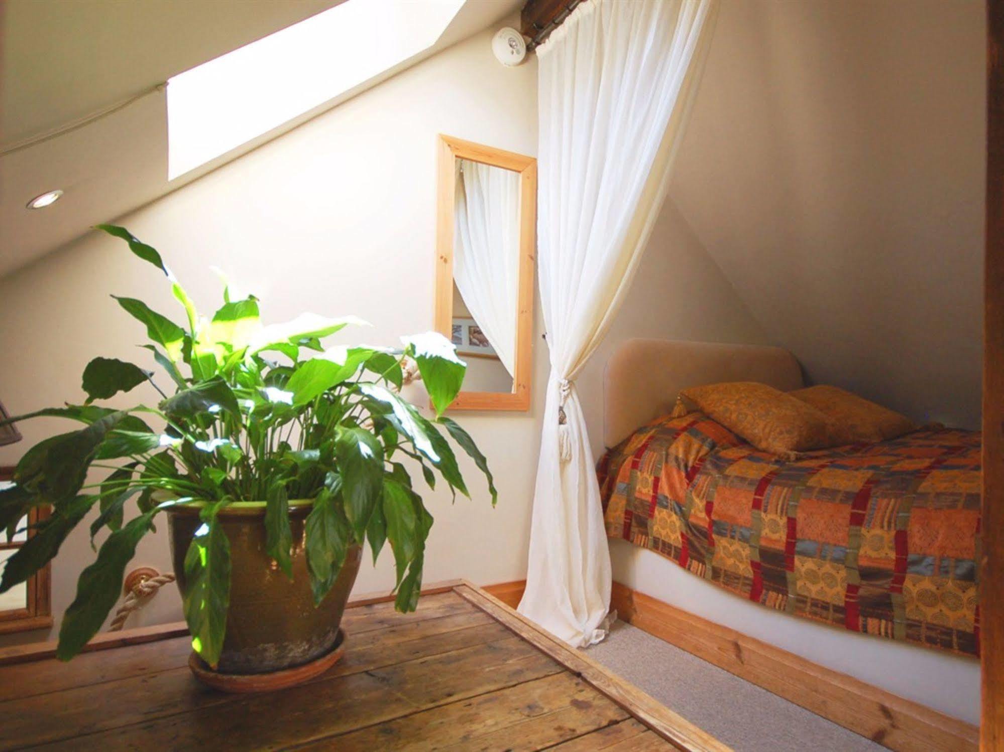 ดิ โอลด์ ฟอร์จ เบด แอนด์ เบรกฟาสต์ Bed & Breakfast East Kennett ภายนอก รูปภาพ