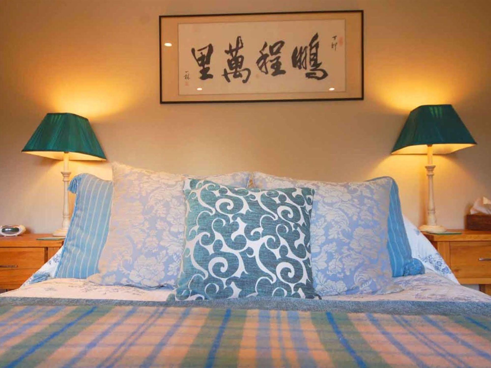 ดิ โอลด์ ฟอร์จ เบด แอนด์ เบรกฟาสต์ Bed & Breakfast East Kennett ภายนอก รูปภาพ